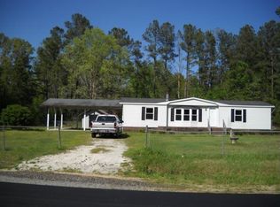 73 Mobile Dr, Clarkton, NC 28433