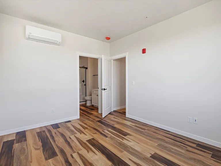 318 N Arthur St #A — Photo 21