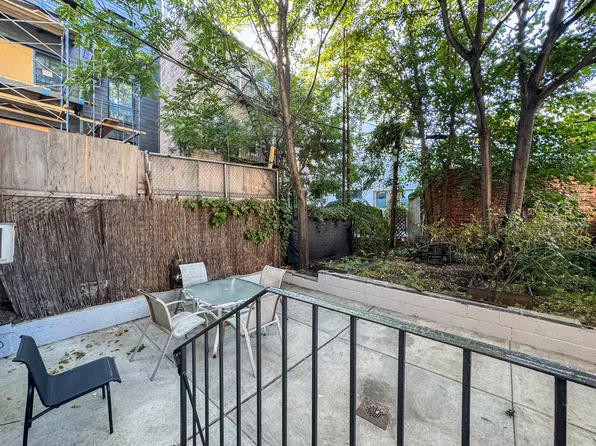 126 Withers Street image 8 of 26