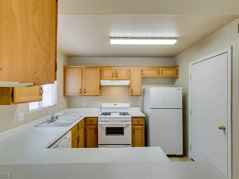 4555 E Sahara Ave #155 — Photo 15