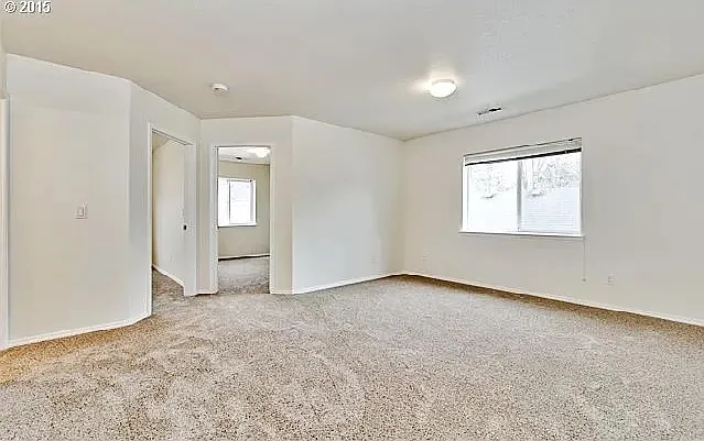27198 SW Wood Ave — Photo 8