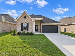 122 Pierce Ln, Maurice, LA 70555
