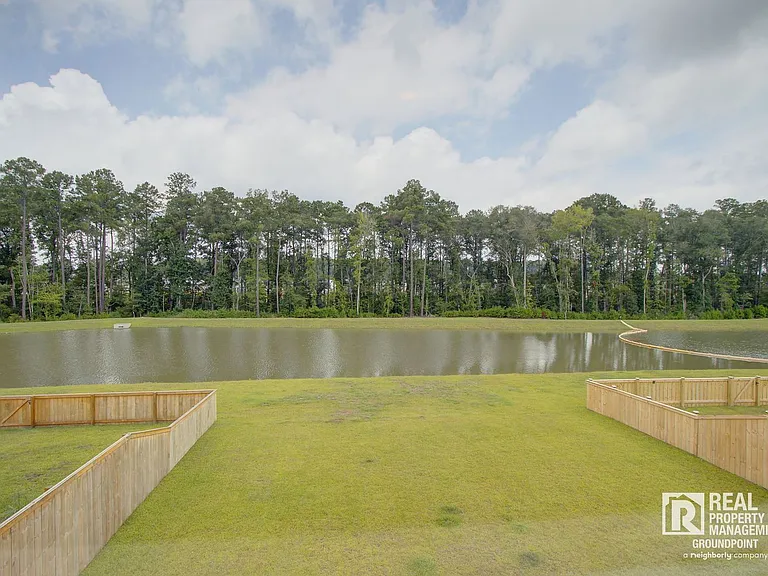 298 Watersglen Dr — Photo 29