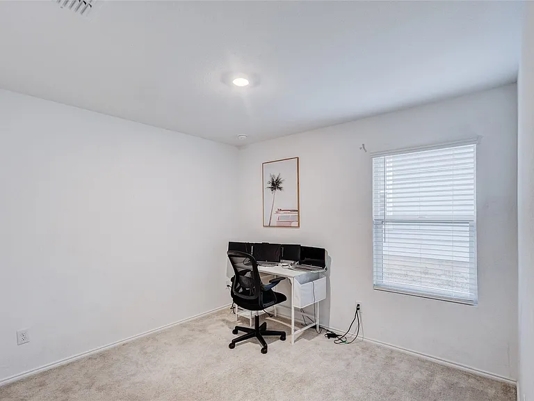 3505 Flicker Ln — Photo 24