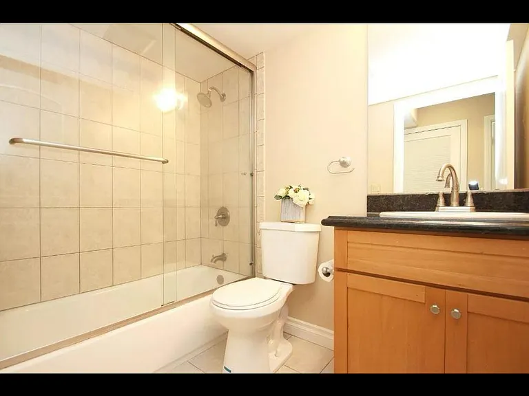 2307 Mira Vista Ave #108 — Photo 12