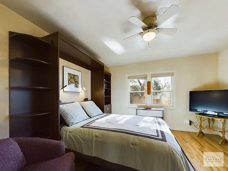303 Sena St — Photo 16