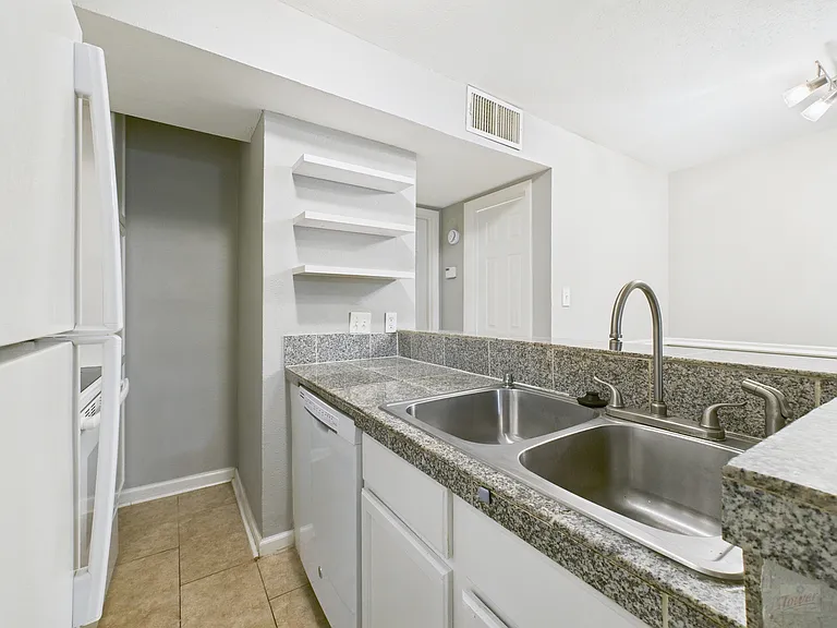 3018 S 1st St #109 — Photo 8