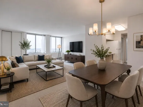 604 S Washington Sq APT 3105, Philadelphia, PA 19106