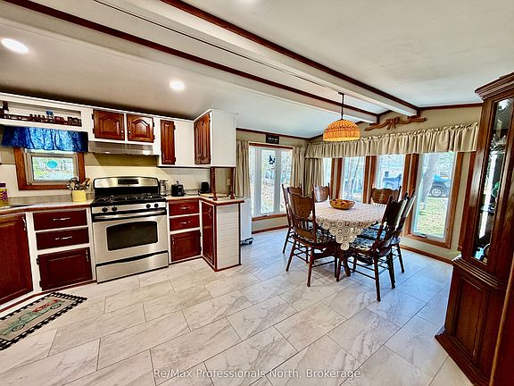 4th image of 1007 Racoon Rd #52