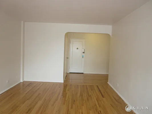 Rented by Kian Realty | media 2