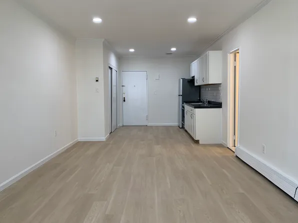 21-29 Audrey Ave, Oyster Bay, NY