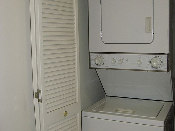 2nd image of 390 W Mahogany Ct Unit 610