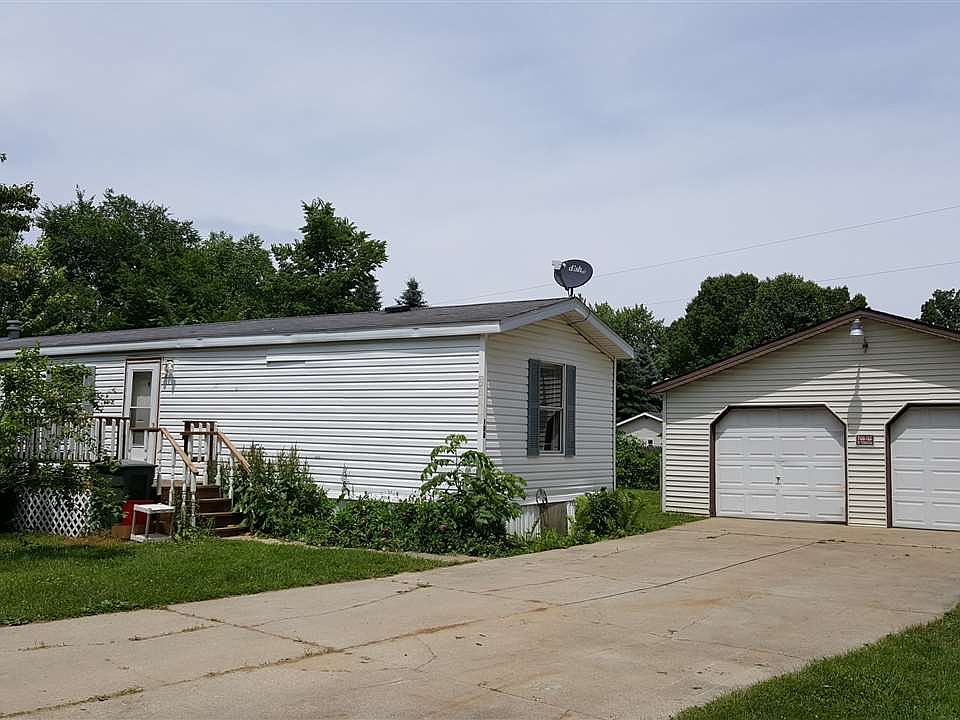 1st image of 30139 Chickadee Ct