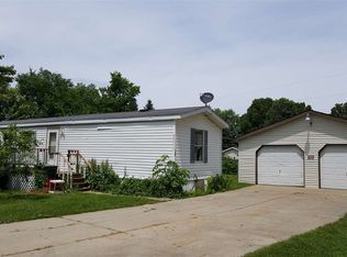 30139 Chickadee Ct, Elkhart, IN 46517