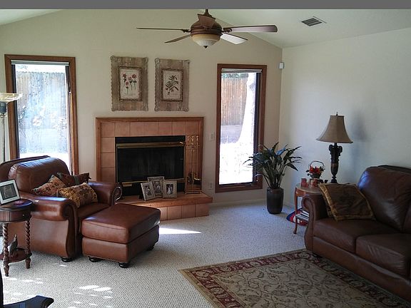 2nd image of 1420 W Foy Dr