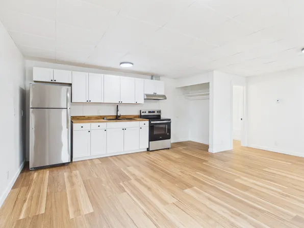 1301 9th Ave APT B, Fairbanks, AK 99701
