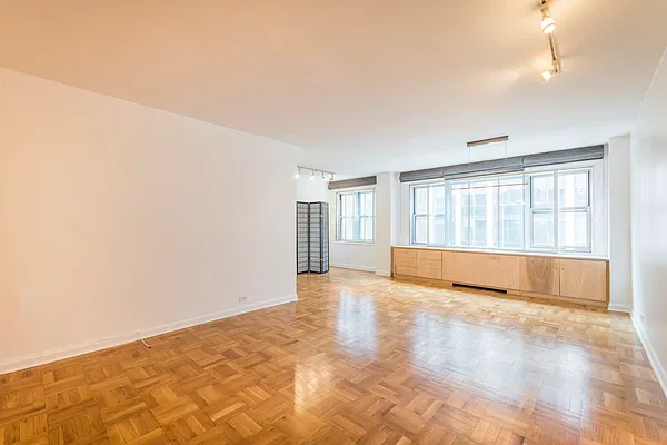 Rented by Samuel Realty Group LLC | media 13