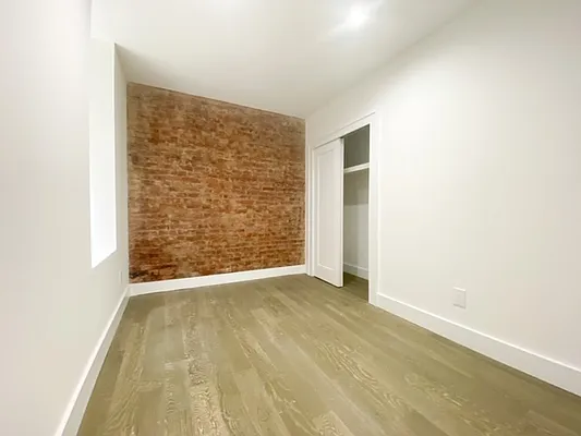 Rented by Bohemia Realty Group | media 16