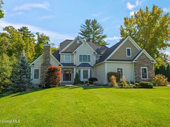 240 Menlo Park Road, Niskayuna, NY 12309