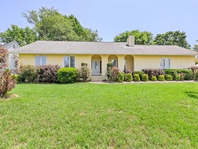 705 Hampton Way Dr, Winston Salem, NC, 27107