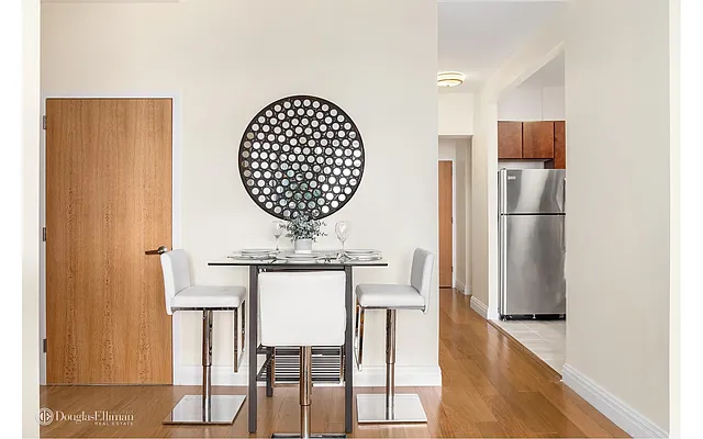 Rented by Douglas Elliman | media 20