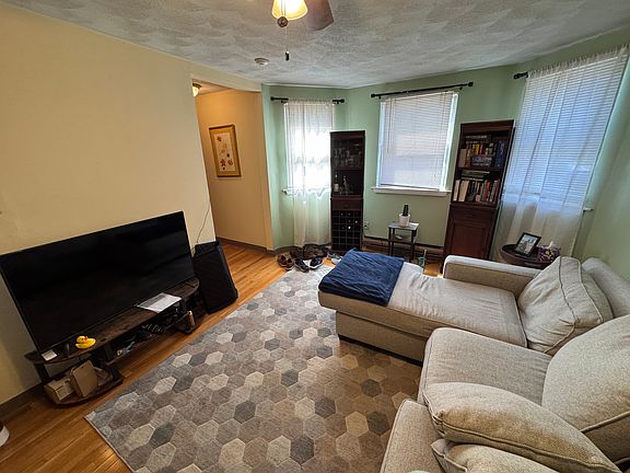 2nd image of 217 Holland St #4