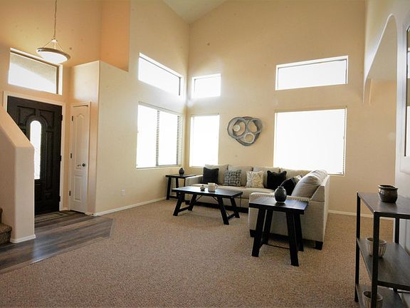 3rd image of 6295 W Ocotillo Meadow Dr