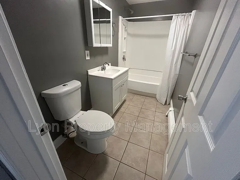 156 Pleasant St #3 — Photo 5