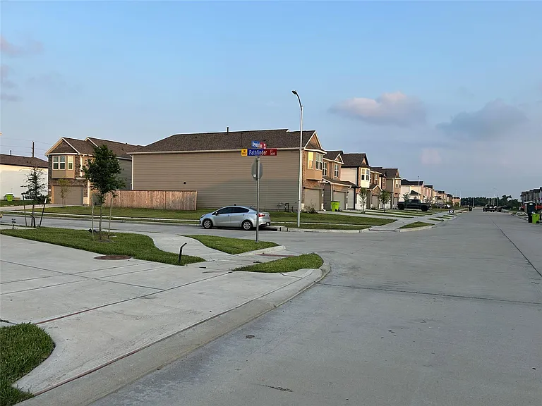 1511 Revolution Way — Photo 37