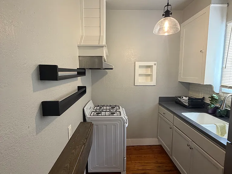 339 Kayton Ave #2 — Photo 3