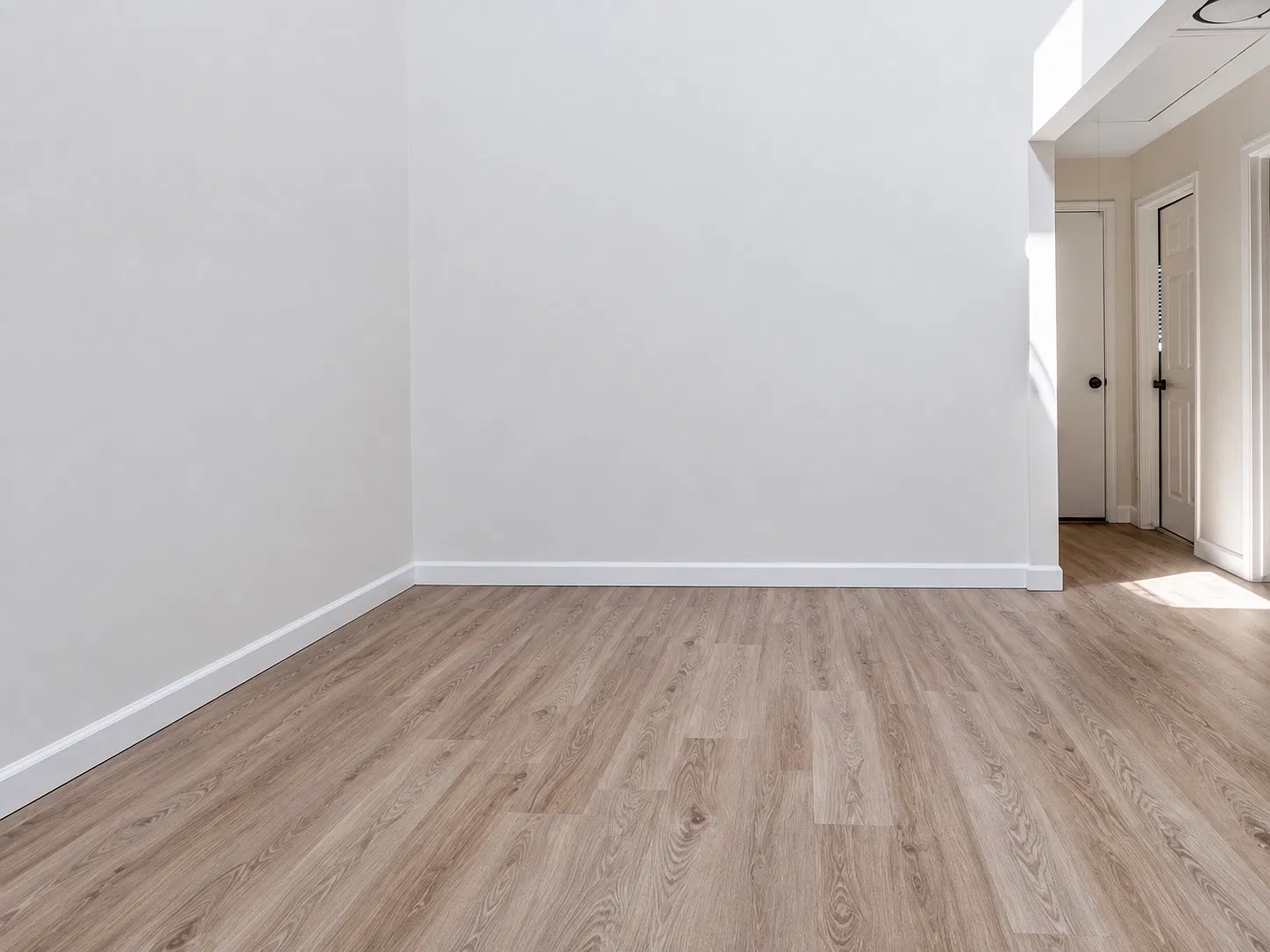 3 bed, 2057 sqft, $2,600 — Photo 4