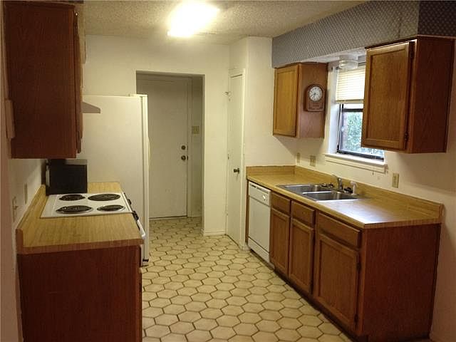 2nd image of 7055 Marko Ct