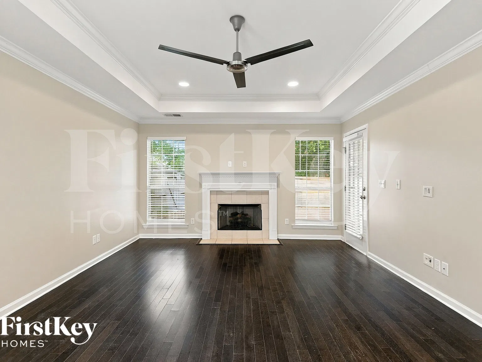 3 bed, 2.0 bath, 1380 sqft, $1,530 — Photo 3