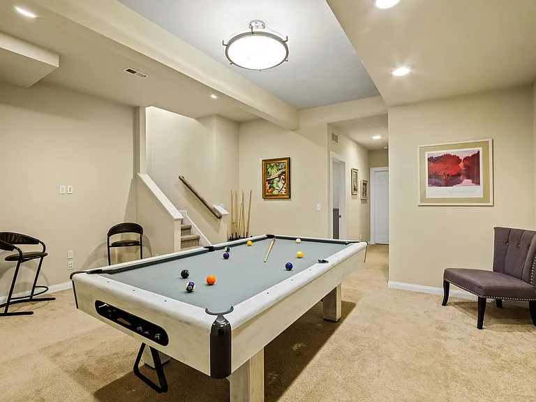6779 Raritan Dr — Photo 22