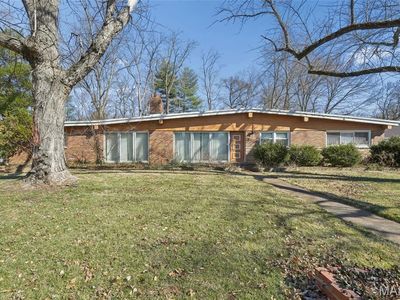 808 Wenneker Dr, Saint Louis, MO, 63124