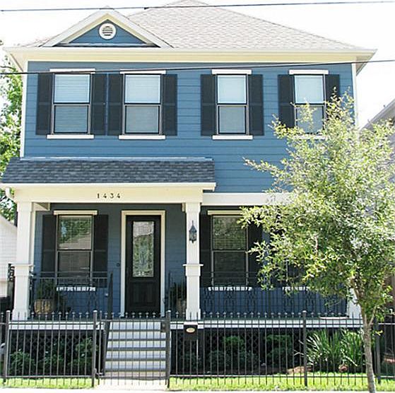 Beautiful Victorian traditional home built in 2010 sited on a large lot in Shady Acres! The home fac