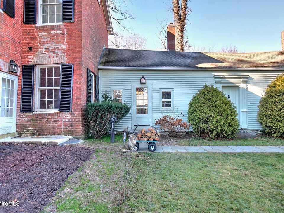 1586 Main Rd, Granville, MA 01034 Zillow