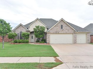 4919 Silver Crest Dr, Wichita Falls, TX 76310