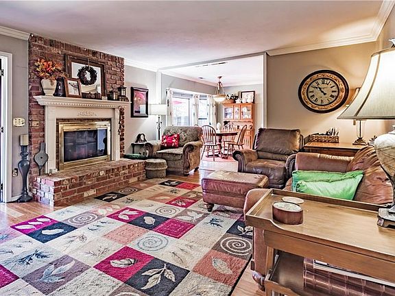 5th image of 2542 E Gentle Oaks Ln