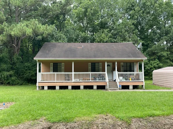 173 Sand Hills Rd, Camden, NC 27921