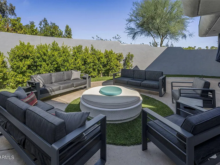 3282 E Palo Verde Dr — Photo 70
