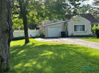 5083 Winona Rd, Toledo, OH 43613