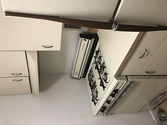 Rented by 18 REALTY | media 48