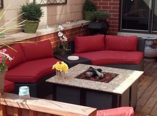 1355 W Washington Blvd APT 2C, Chicago, IL 60607