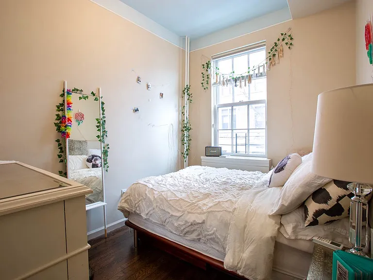 106 Washington Pl #2 — Photo 7