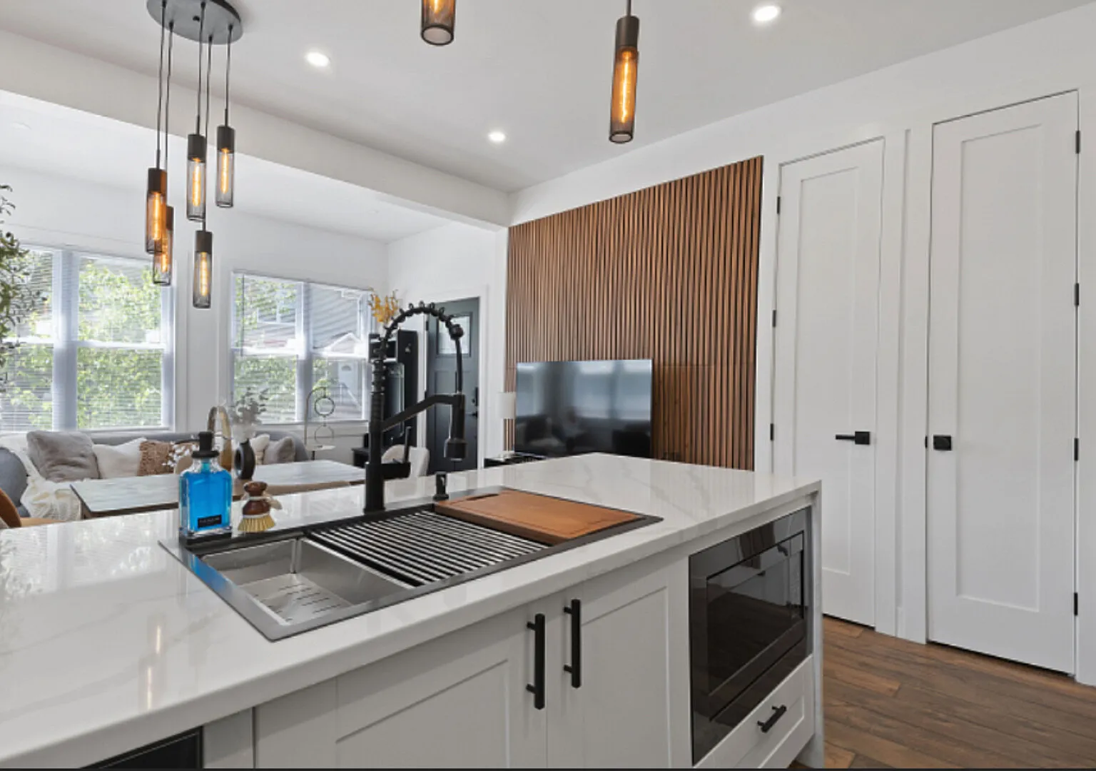 Welcome to The 3 BD 2 BA Atlantic Experience... — Photo 3