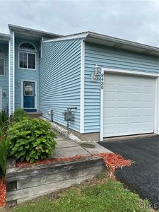 8430 Fathom Dr, Baldwinsville, NY, 13027