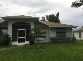 1018 Persian Ln, Sebastian, FL 32958