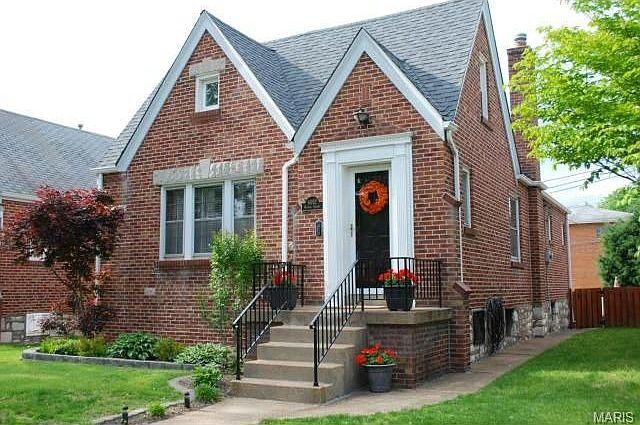 1st image of 6052 Mardel Ave