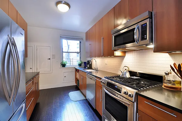 Sold by Corcoran | media 11